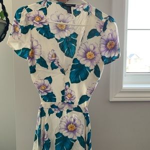 Forever 21 dress🍦